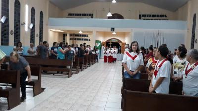 Dezenas de FiÃ©is participaram da abertura do TrÃ­duo em louvor a SÃ£o JosÃ© no Bairro Cristo Rei